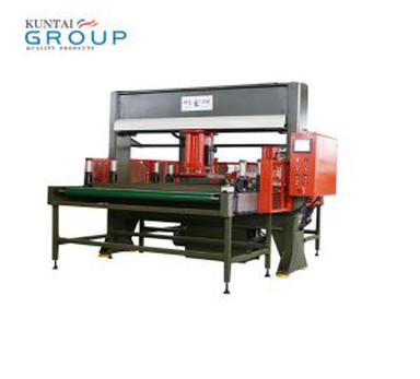 Automaatne liikuva peaga lõikemasin