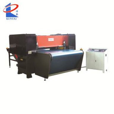 Edasitoimetamiseks turvavöö tüüp täpne nelja veeru Die vajutage lõikamismasin